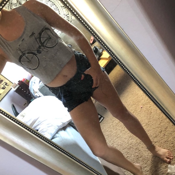 Cropped Bicycle Shirt - Picture 3 of 3